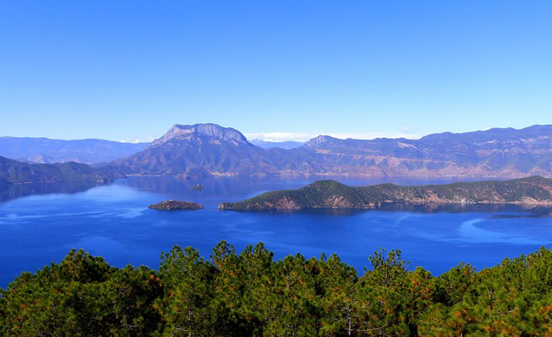 泸沽湖